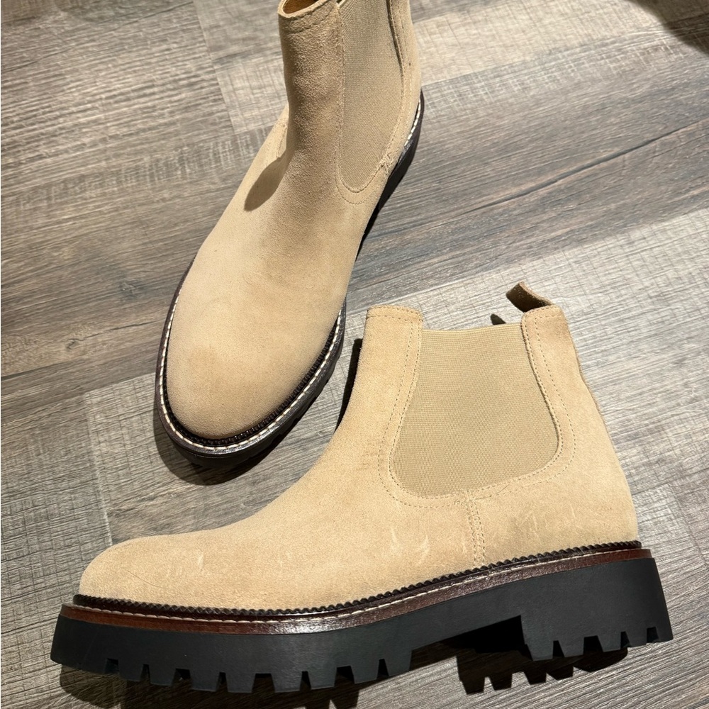 Women’s Caslon miller Chelsea boot